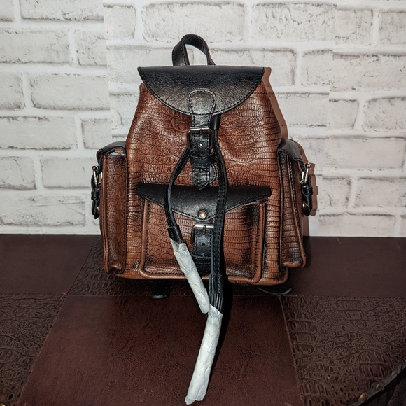 FreeBird by Steven BRETT Brown Distressed Backpack - Picture 8 of 11